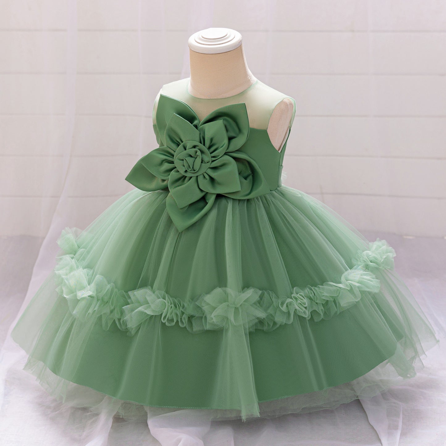 Avocado Green Off-Shoulder Puffy Ball Gown Dress for Girls | Tea-Length Tulle Party Outfit