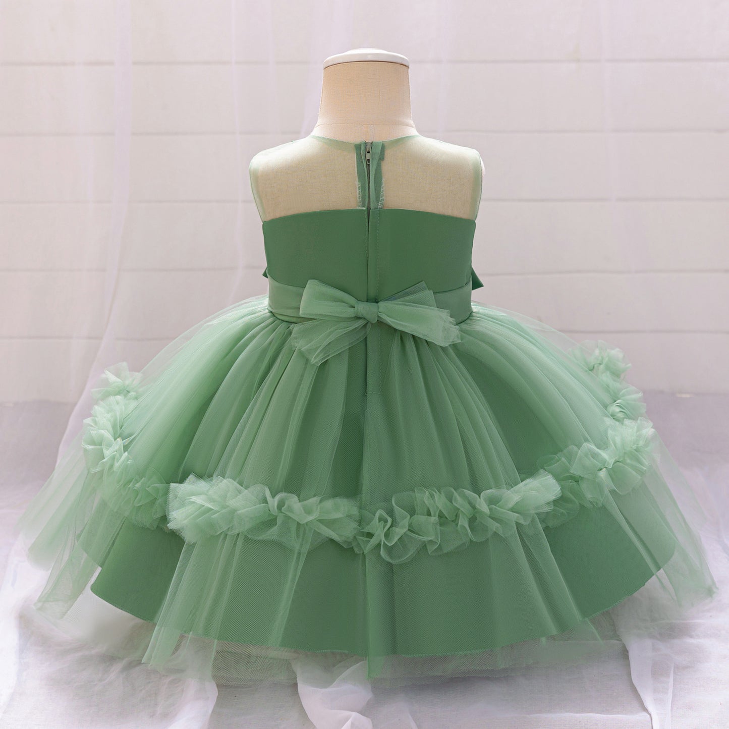 Avocado Green Off-Shoulder Puffy Ball Gown Dress for Girls | Tea-Length Tulle Party Outfit