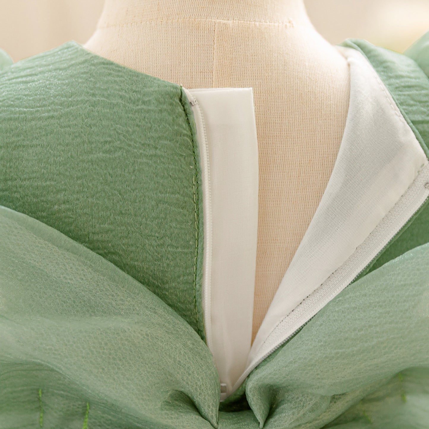 Avocado Green Puffy Sleeve Princess Dress for Kids – Tea-Length Flower Girl Ball Gown
