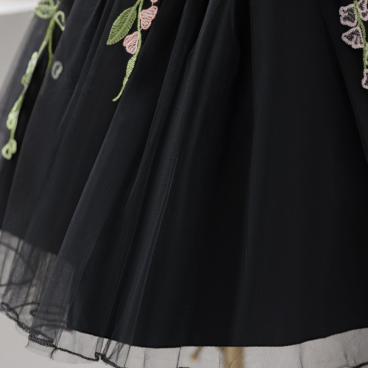 Black Puffy Off-Shoulder Ball Gown Dress for Girls – Lace & Applique Tea Length