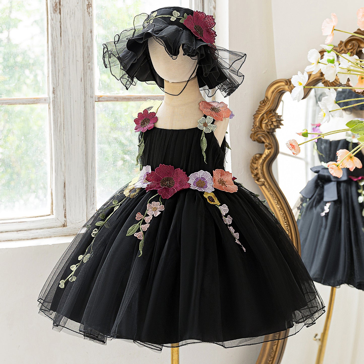 Black Puffy Off-Shoulder Ball Gown Dress for Girls – Lace & Applique Tea Length
