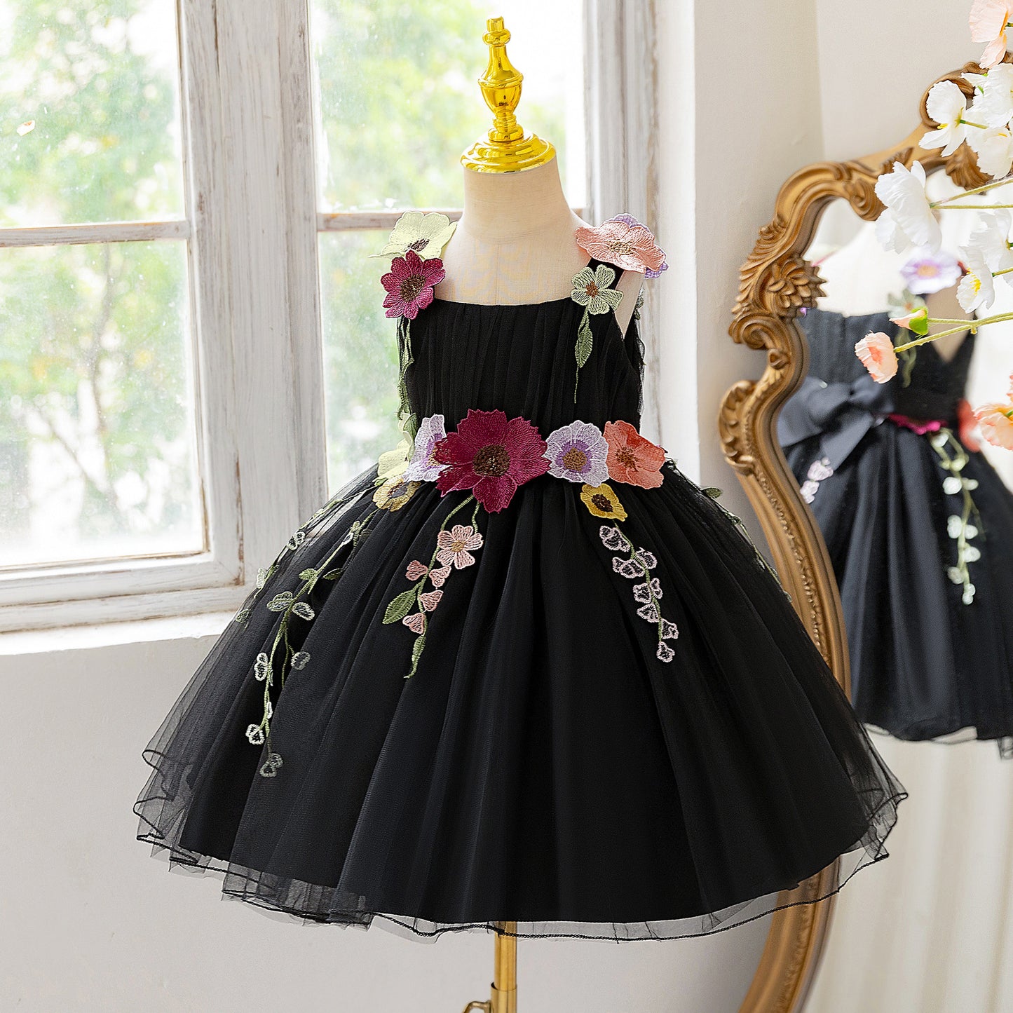 Black Puffy Off-Shoulder Ball Gown Dress for Girls – Lace & Applique Tea Length