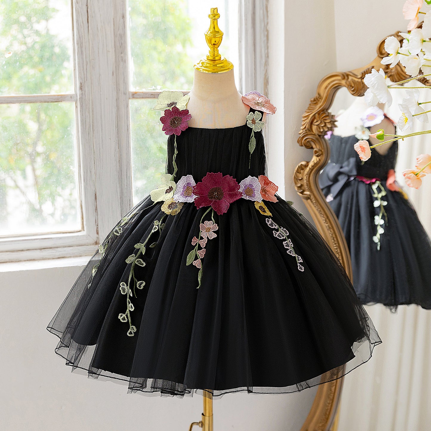 Black Puffy Off-Shoulder Ball Gown Dress for Girls – Lace & Applique Tea Length