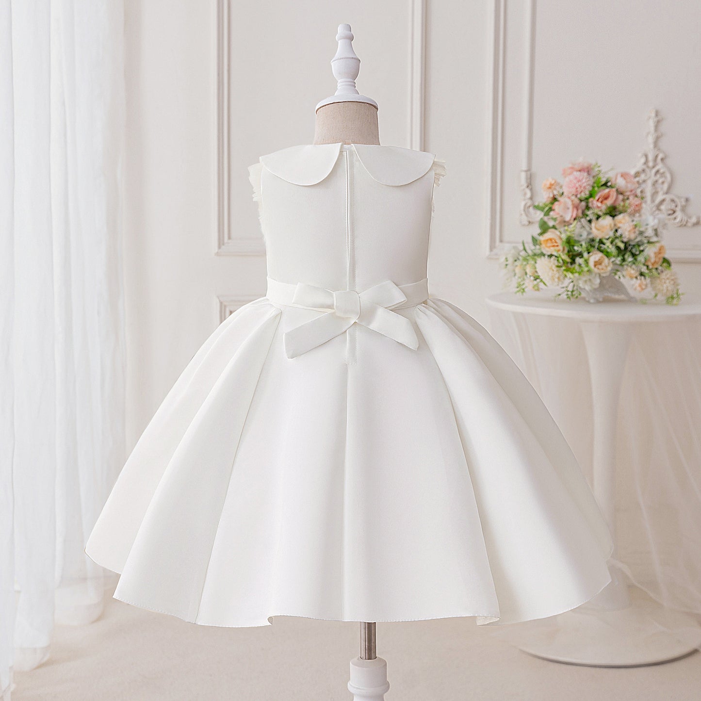 Adorable A-Line Satin Flower Girl Dress with Collar for Ages 4-8