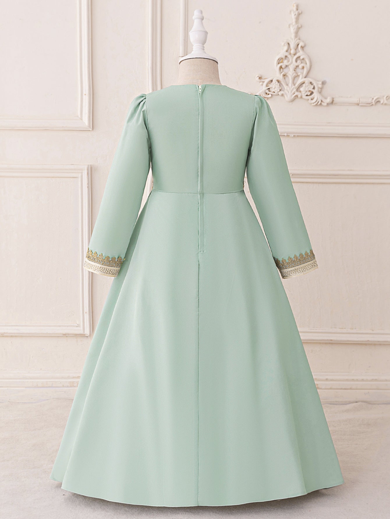 A-Line Light Green Lace Maxi Dress for Girls | Cute Formal Long Sleeve Gown