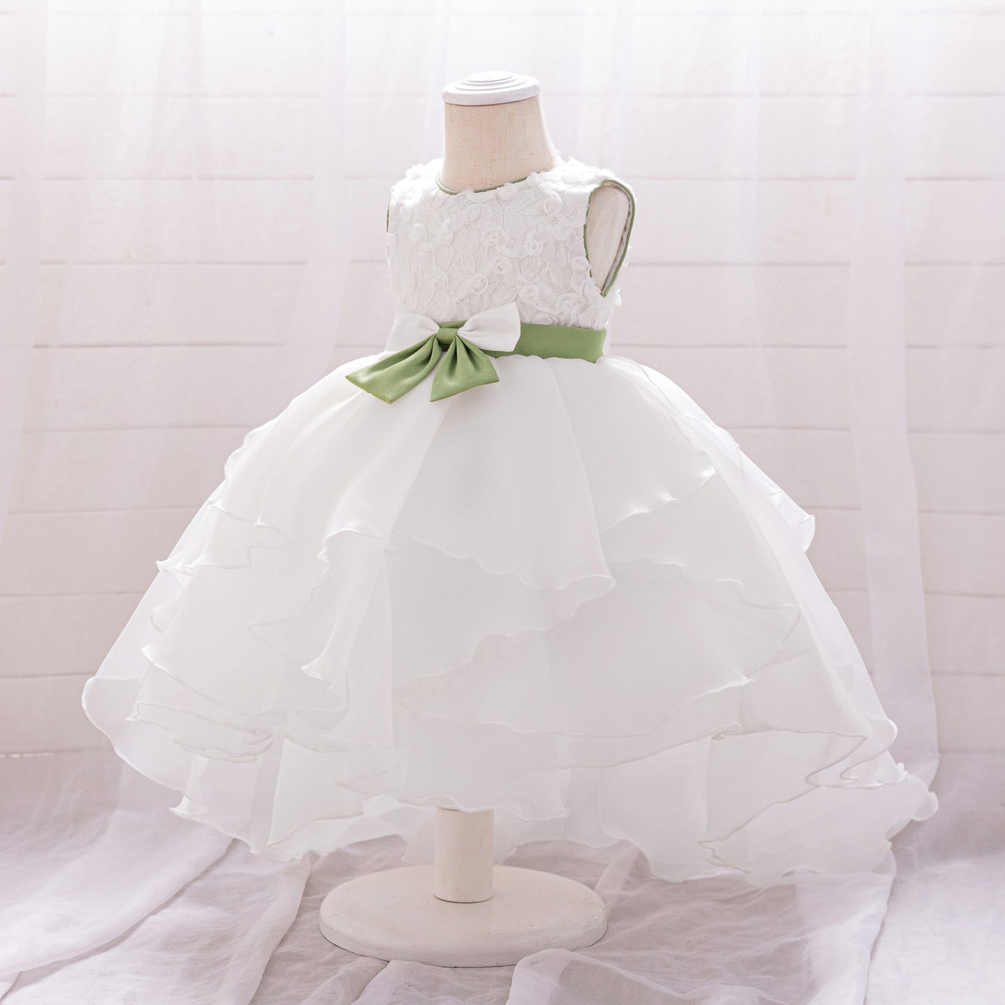 High-Low Puffy White Tulle Princess Dress for Girls – Bowknot & Tiered Skirt