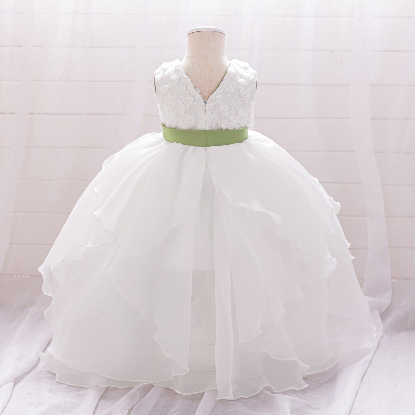 High-Low Puffy White Tulle Princess Dress for Girls – Bowknot & Tiered Skirt
