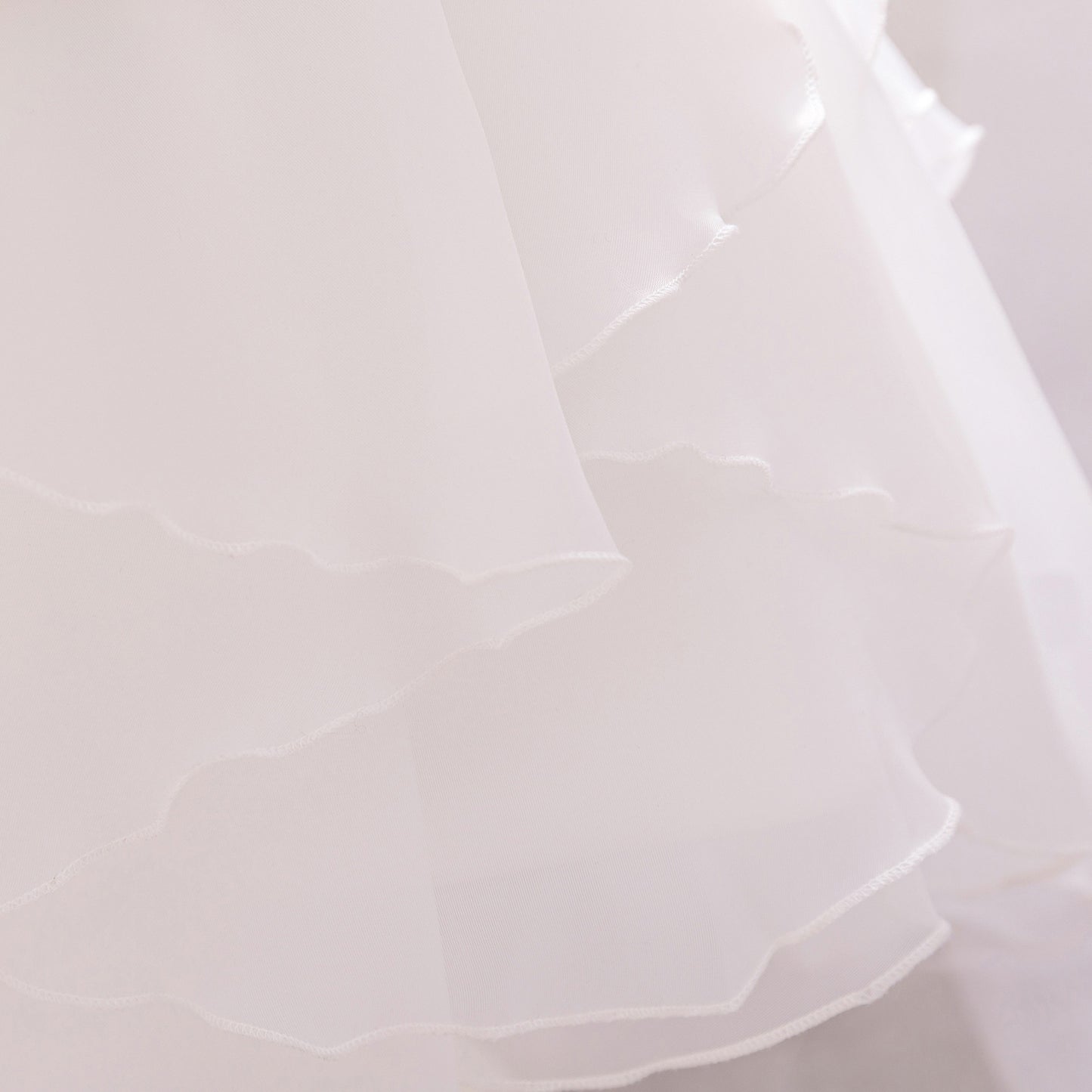 High-Low Puffy White Tulle Princess Dress for Girls – Bowknot & Tiered Skirt