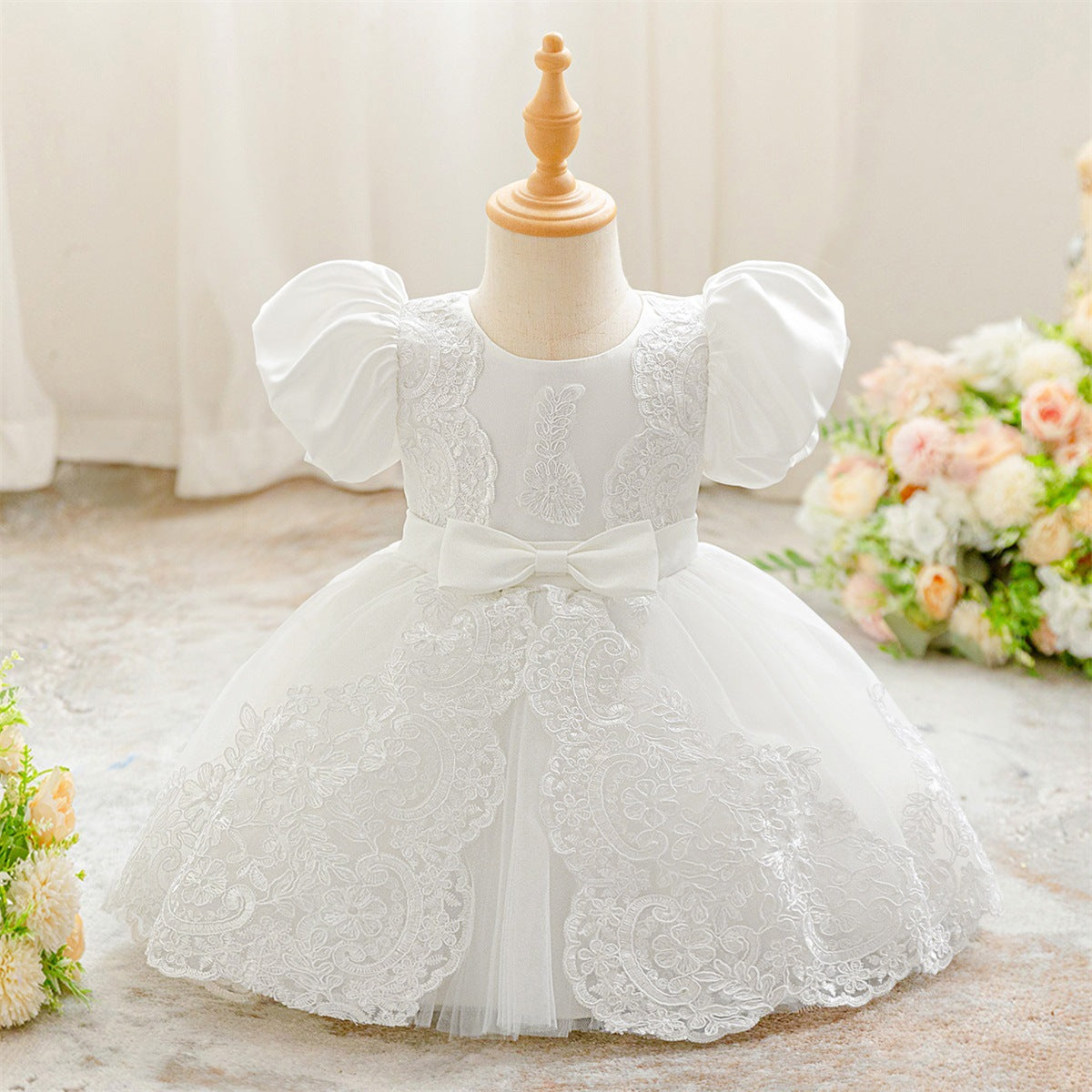 Cute Puffy Ball Gown Dress for Baby Girls – White Lace Tea-Length Party Dress