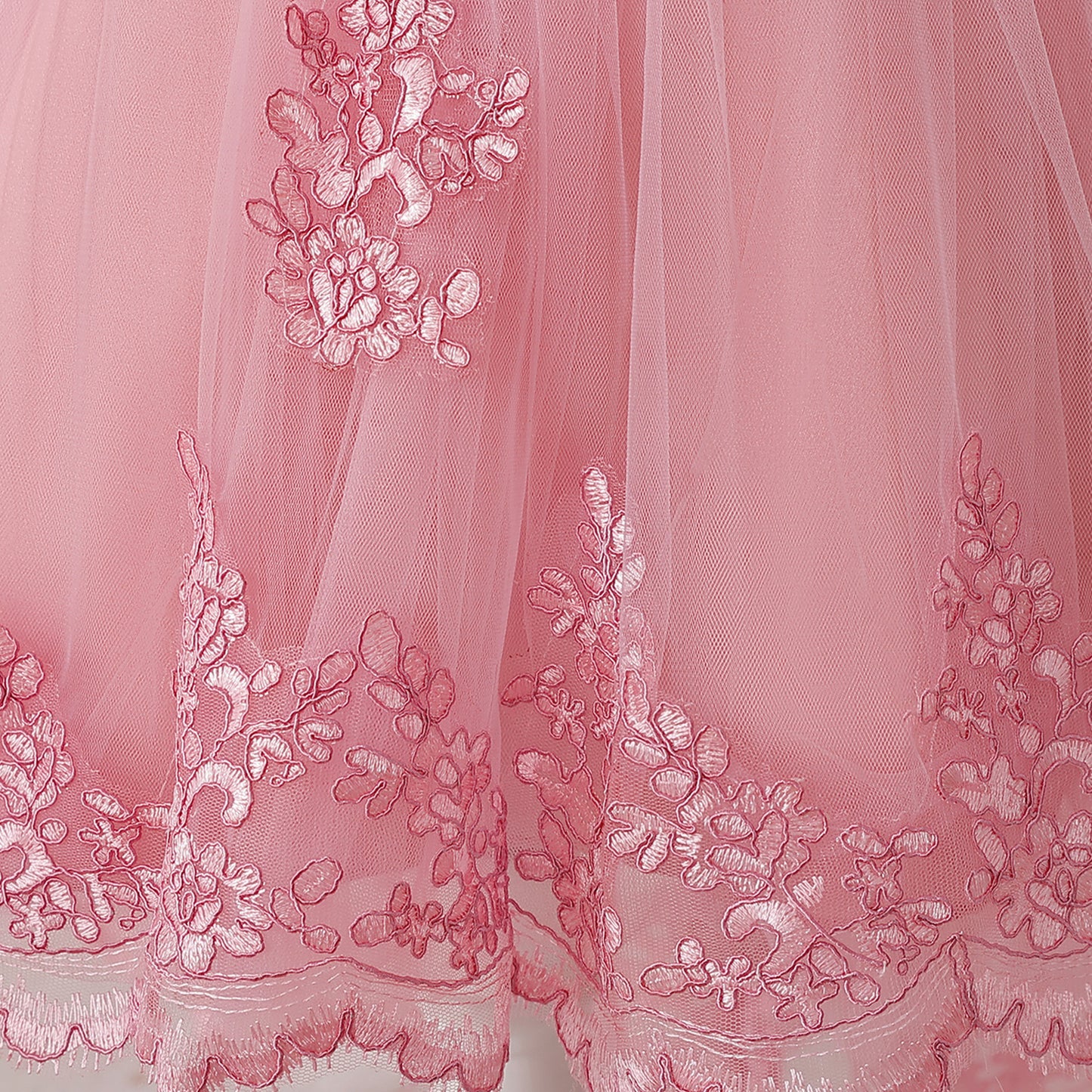 Puffy High-Low Tulle Princess Dress for Girls with Lace and Bow – Party, Wedding & Formal