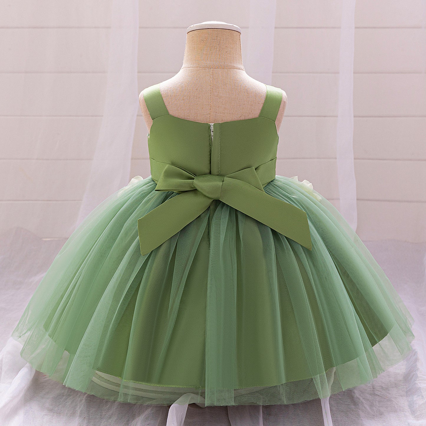 Puffy Mesh Off Shoulder Flower Girl Dress – Cute Applique Tea Length Gown for Toddlers