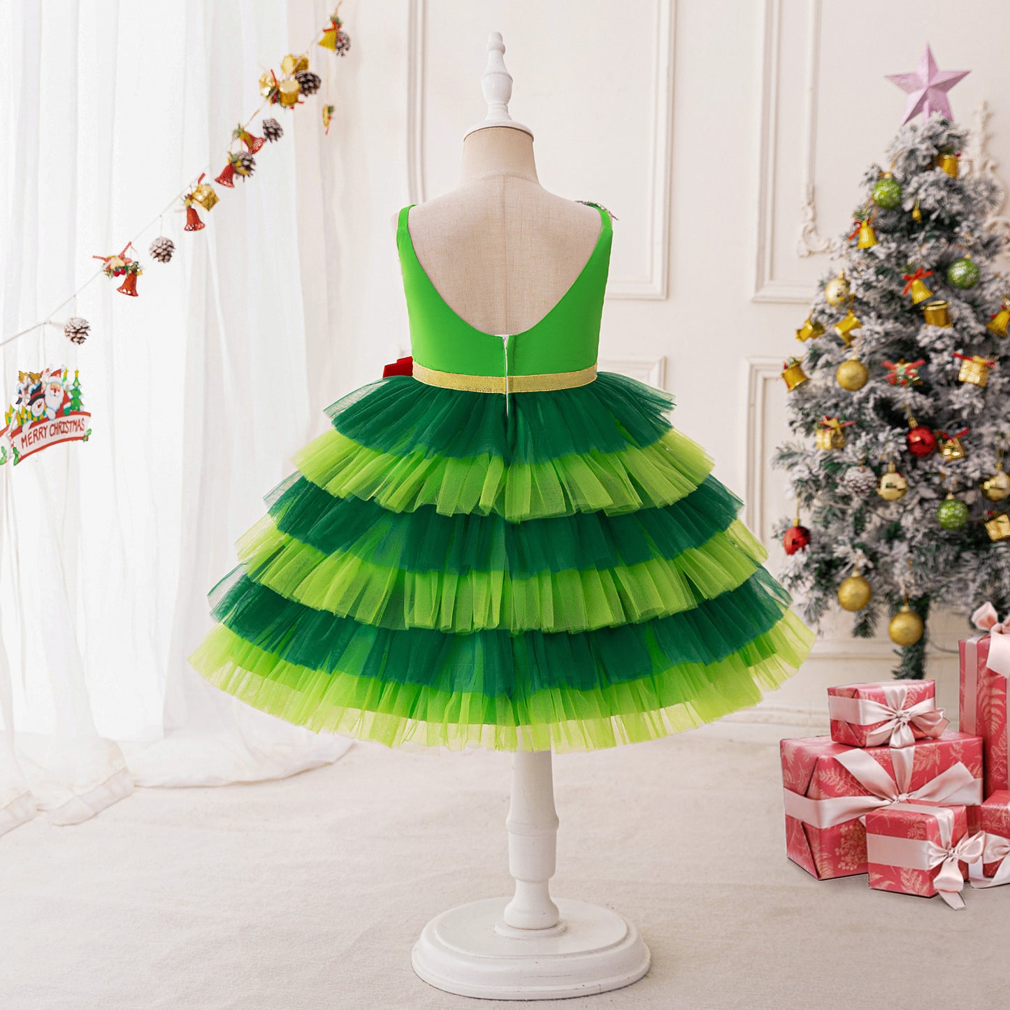 Emerald Green Tiered Tulle Princess Dress for Girls | Party & Wedding Outfit
