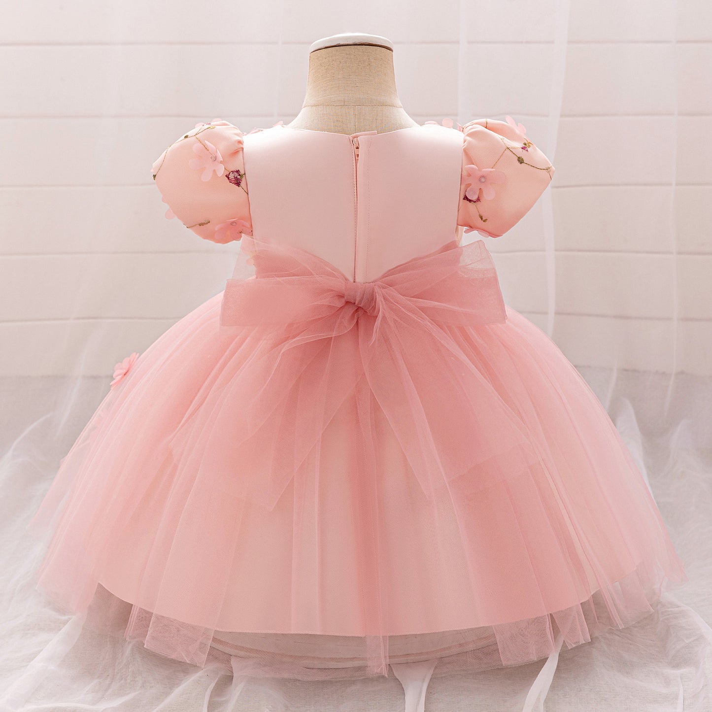 Light Pink Puffy Princess Ball Gown Dress with Embroidery & 3D Appliques for Girls