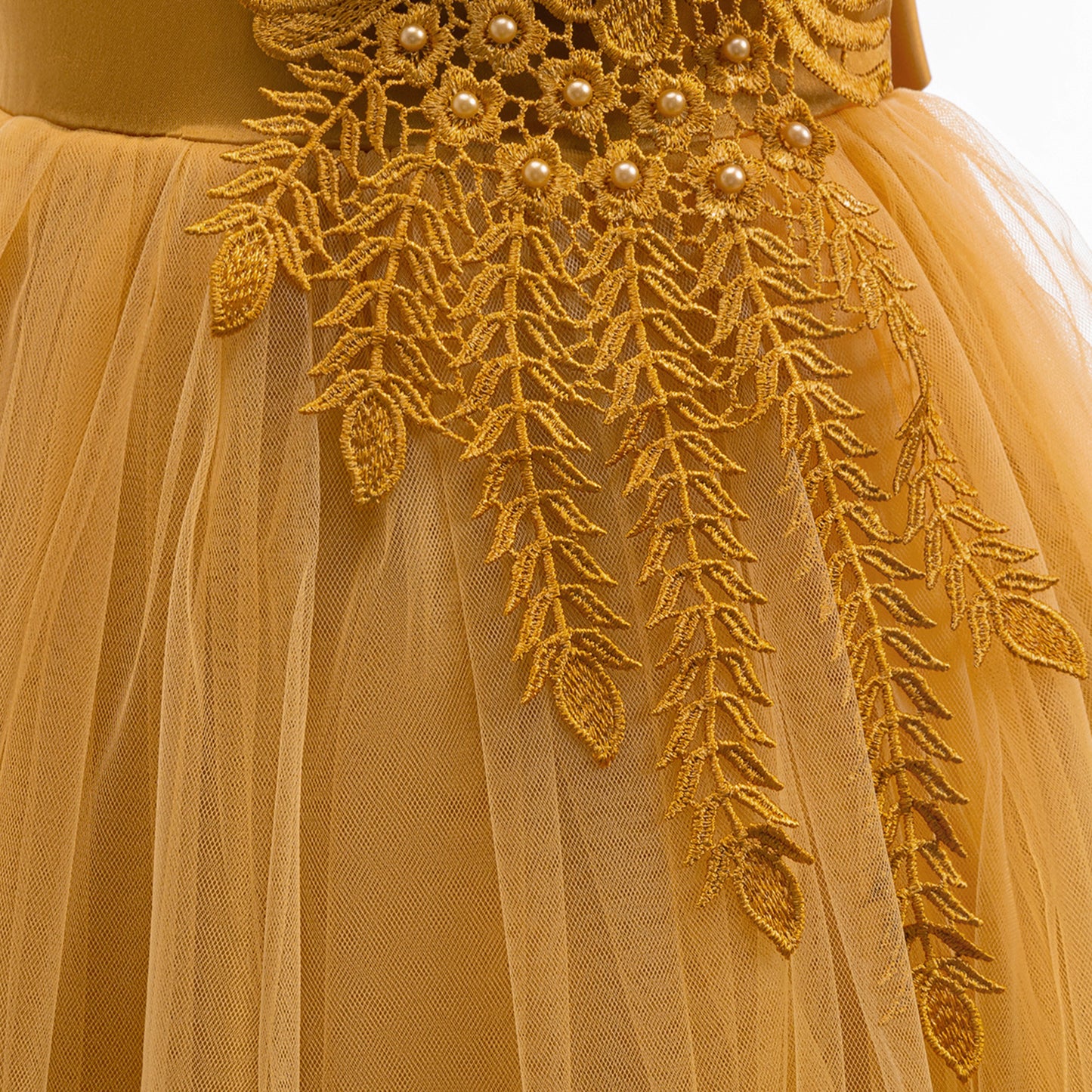 Puffy Tulle Flower Girl Dress with Lace Applique – Cute Ball Gown for Parties & Weddings