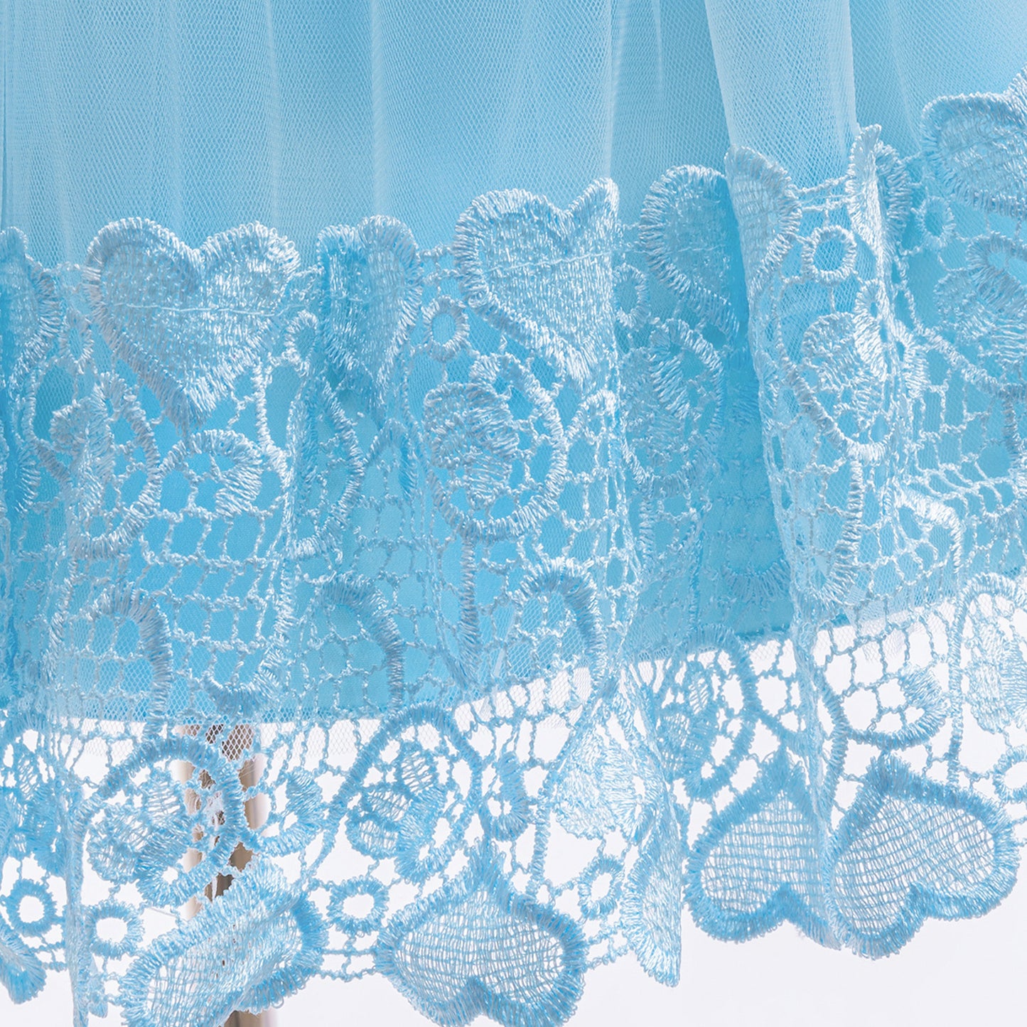 Puffy Tulle Flower Girl Dress with Lace Applique – Cute Ball Gown for Parties & Weddings