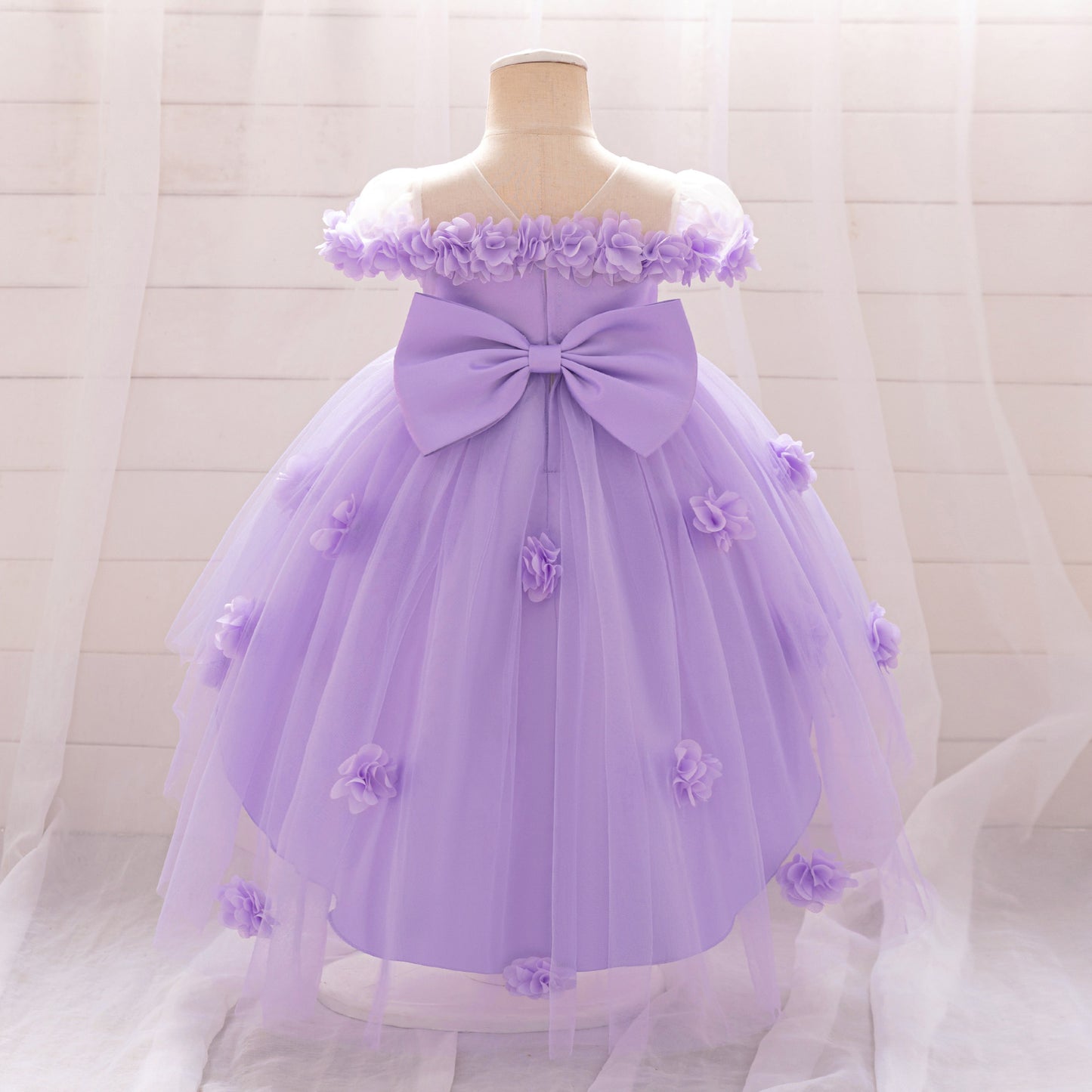 Lavender Puffy Tulle Ball Gown Dress for Girls with Floral Appliqué and Bowknot