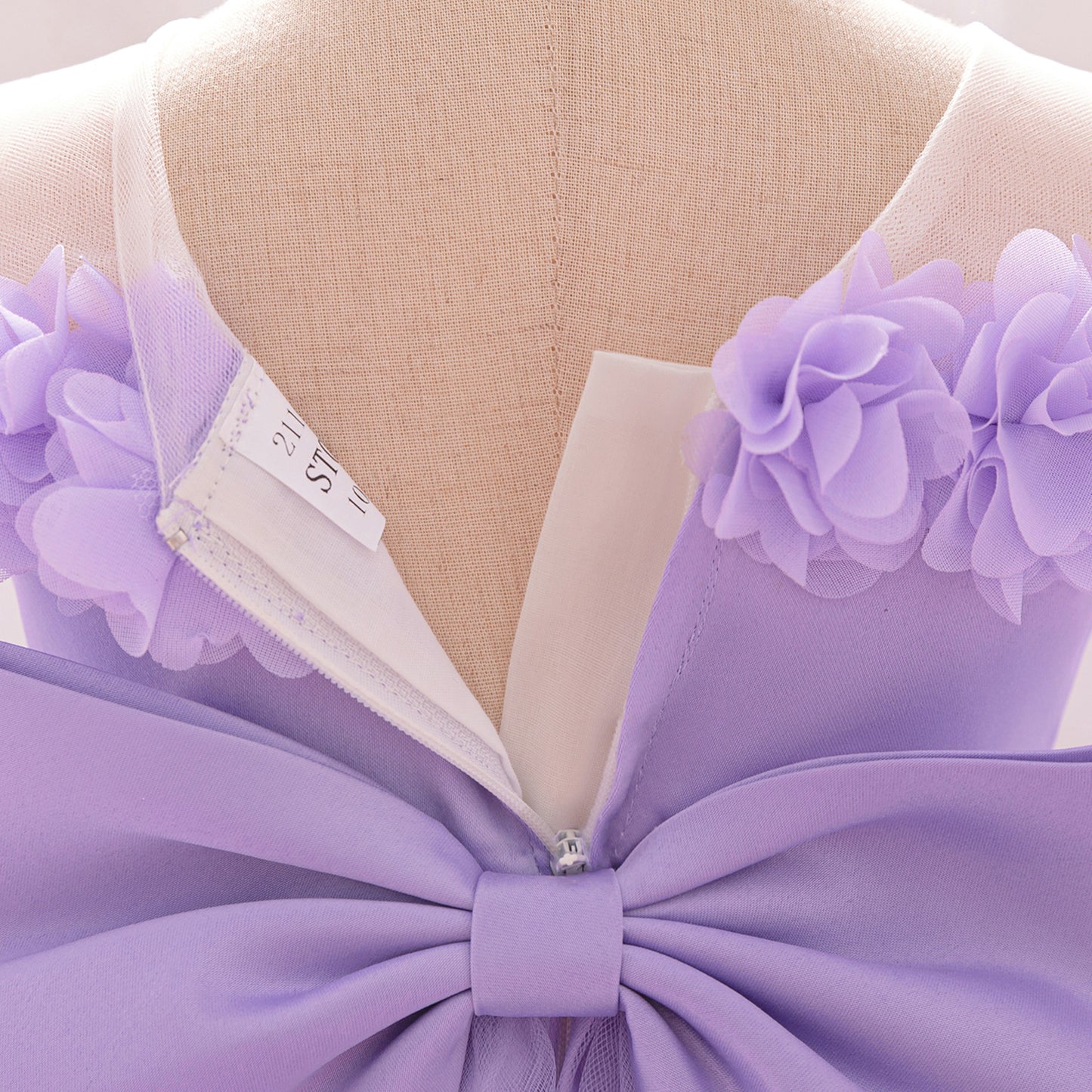 Lavender Puffy Tulle Ball Gown Dress for Girls with Floral Appliqué and Bowknot