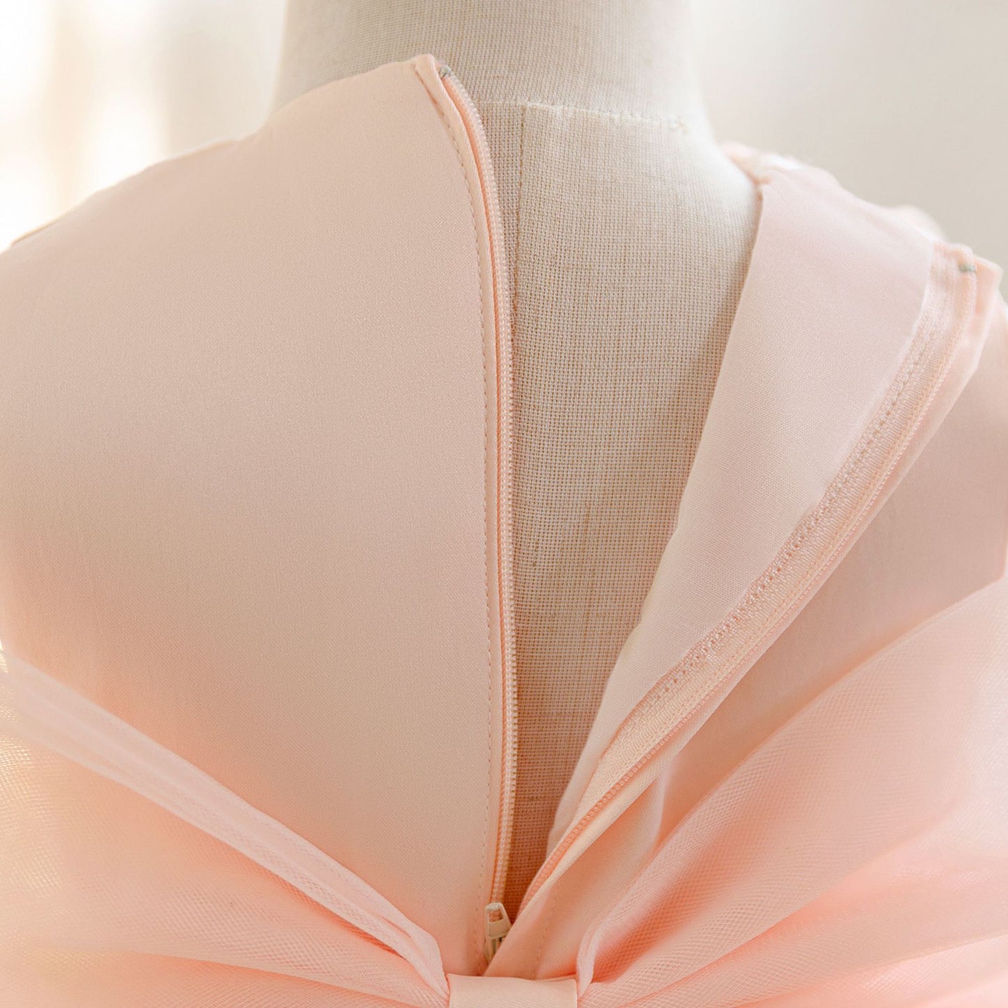 Cute High-Low Tulle Appliqué Dress with Bow for Girls – Light Pink Party & Wedding Gown