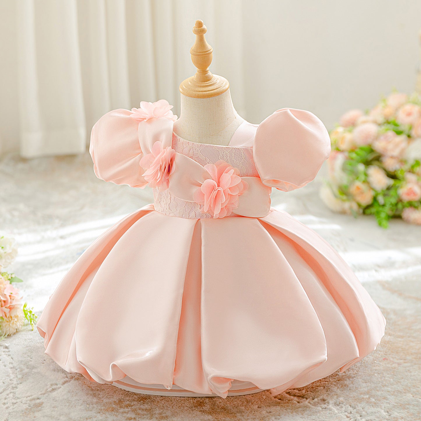 Light Pink Princess Ball Gown with Puffy Sleeves for Girls – Satin Lace Applique Dress