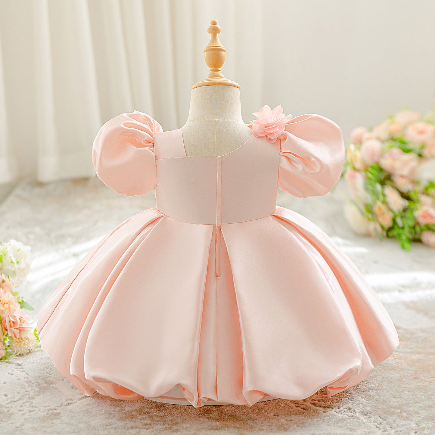 Light Pink Princess Ball Gown with Puffy Sleeves for Girls – Satin Lace Applique Dress