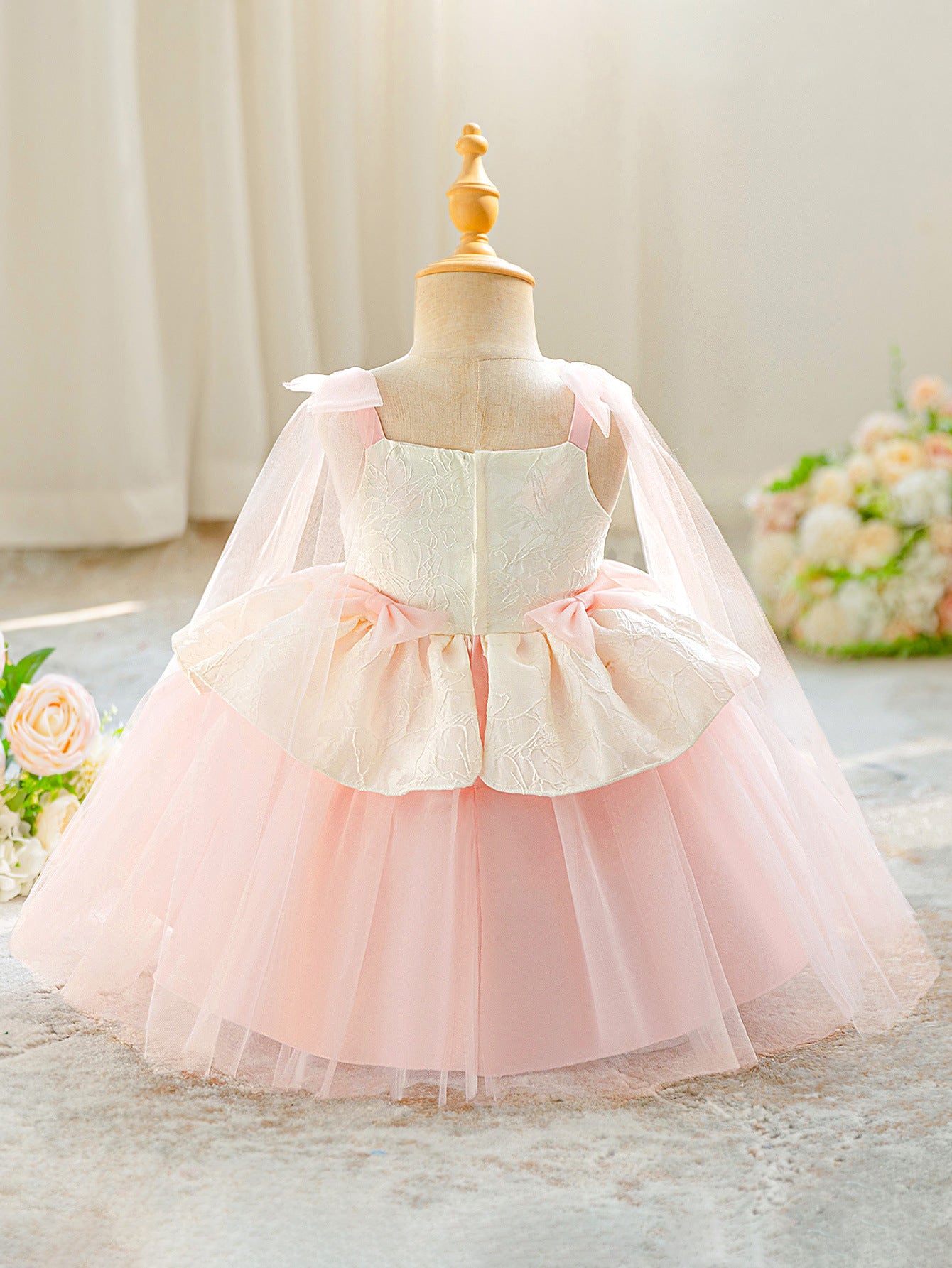 Cute Off-Shoulder Ball Gown Princess Dress for Little Girls – Tiered Tulle with Bow
