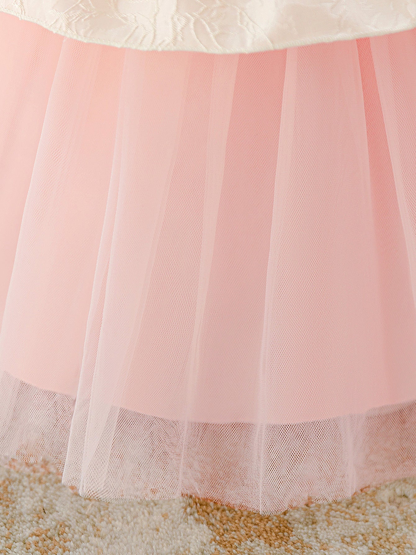 Cute Off-Shoulder Ball Gown Princess Dress for Little Girls – Tiered Tulle with Bow
