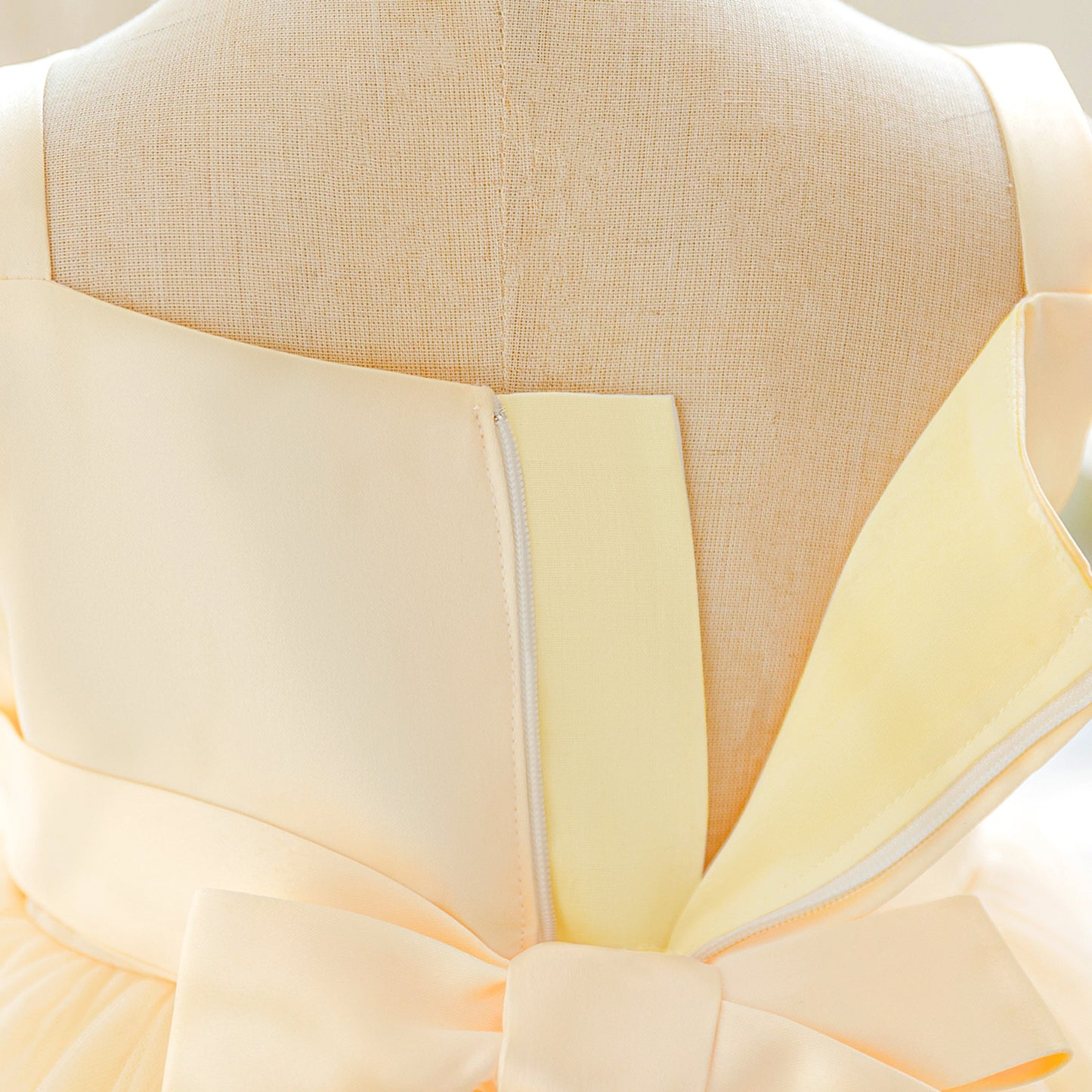 Cute Off-Shoulder Puffy Tulle Flower Girl Dress for Parties & Weddings (9M-4Y)