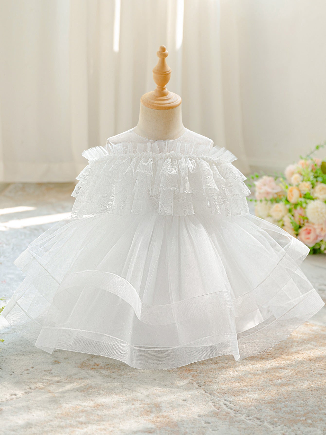 Frocklet Cute Off Shoulder White Tulle Puffy Princess Dress for Girls 2