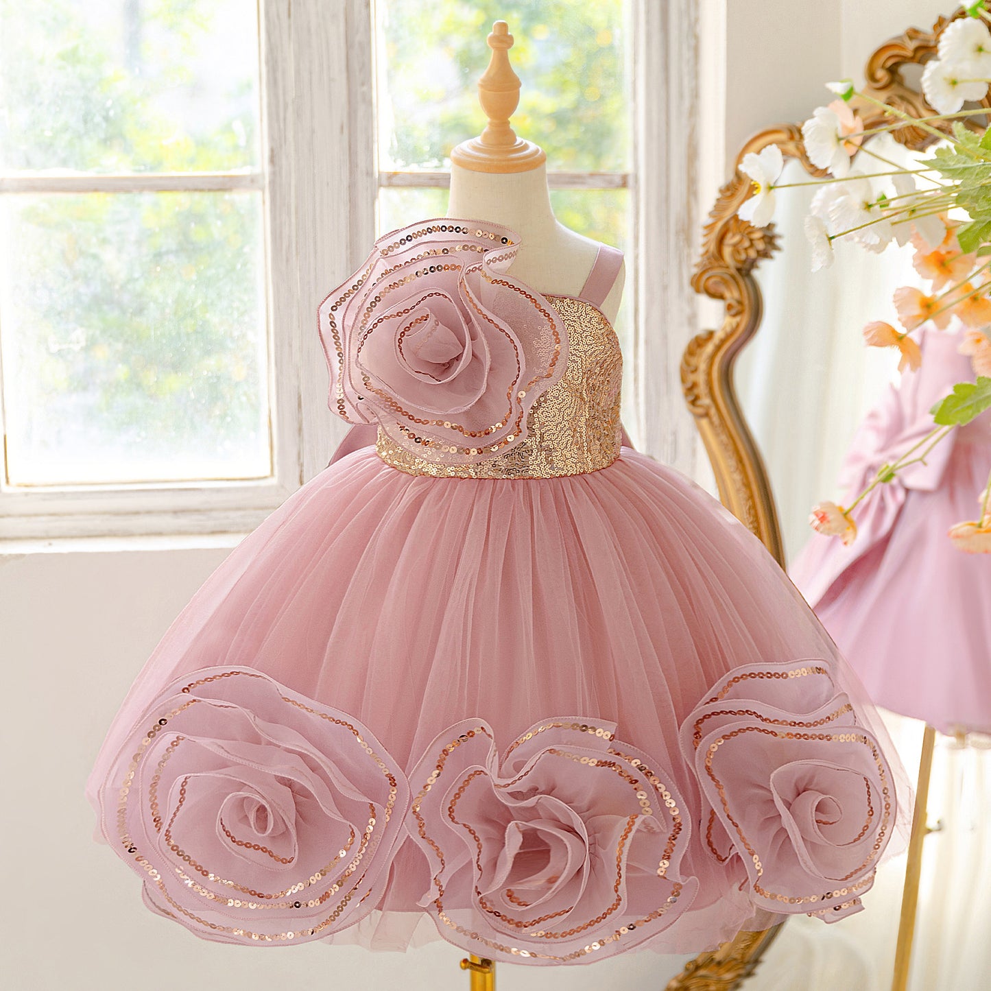 Pink Puffy Off Shoulder Sequined Flower Girl Dress – Cute Princess Party Gown for Kids