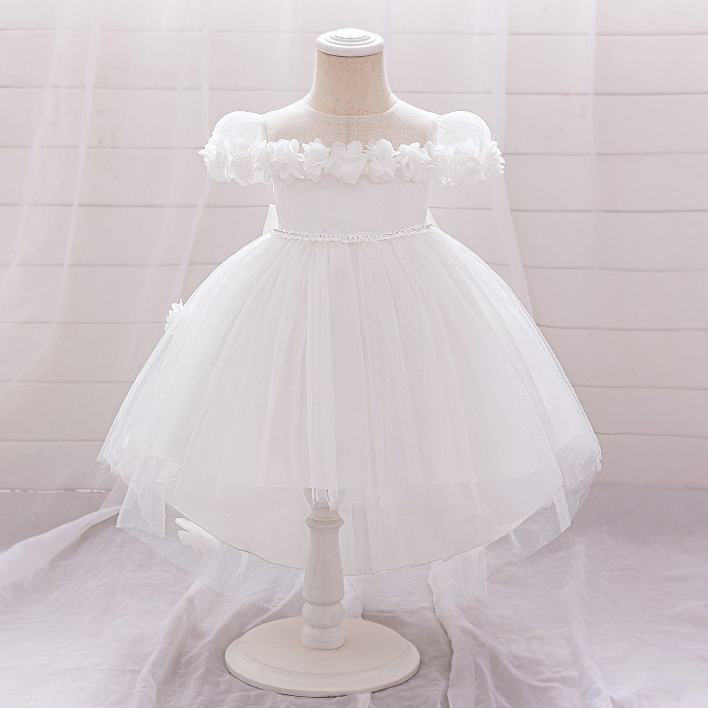Puffy Off-Shoulder Princess Dress for Girls | High-Low Mesh Flower Girl Gown