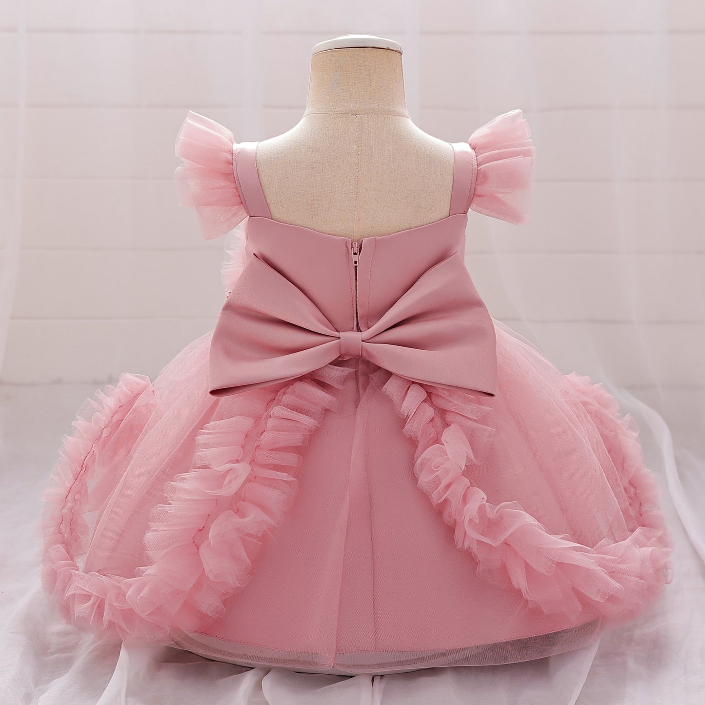 Cute Puffy Tulle Flower Girl Dress for Party & Wedding – Lace & Bow Detail