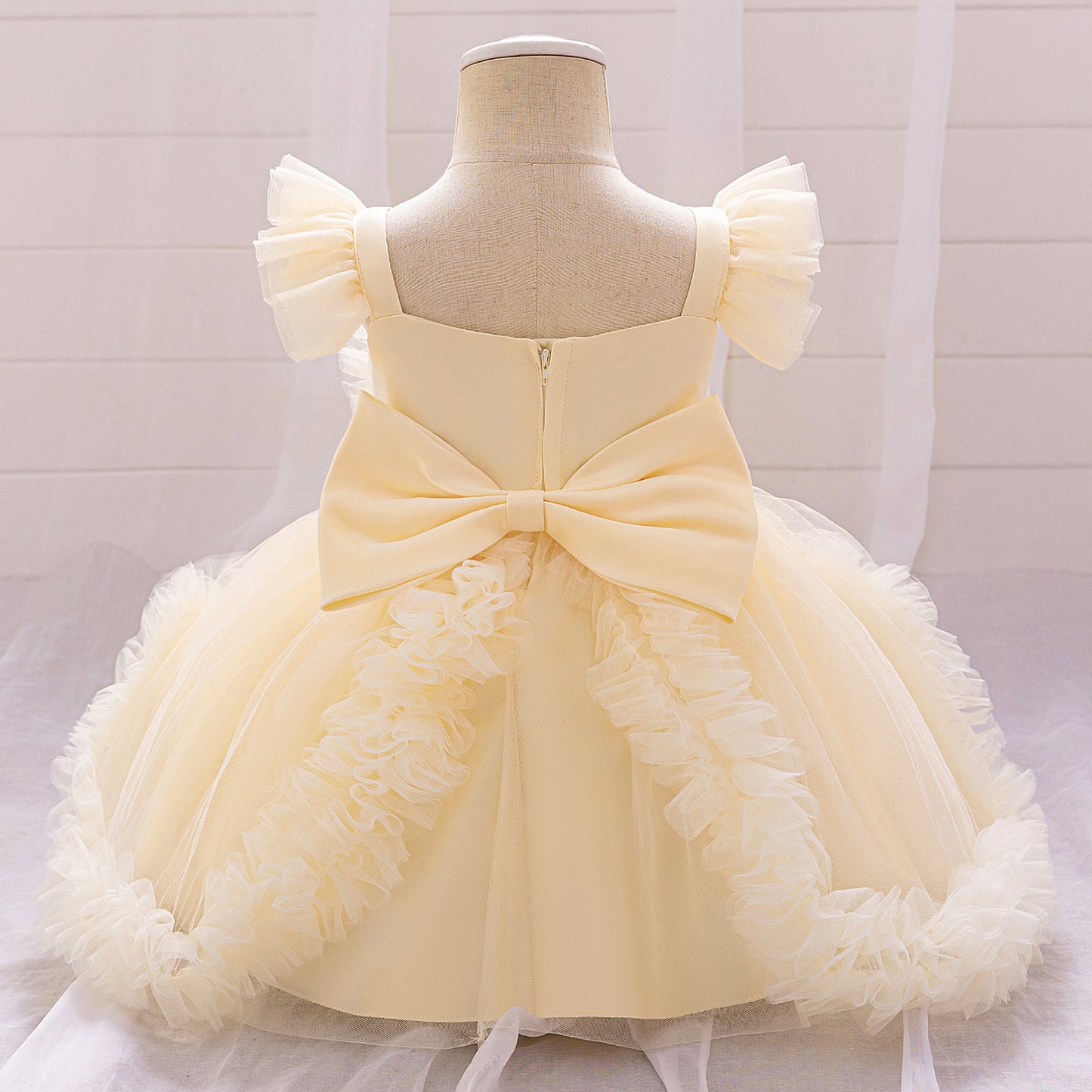 Cute Puffy Tulle Flower Girl Dress for Party & Wedding – Lace & Bow Detail