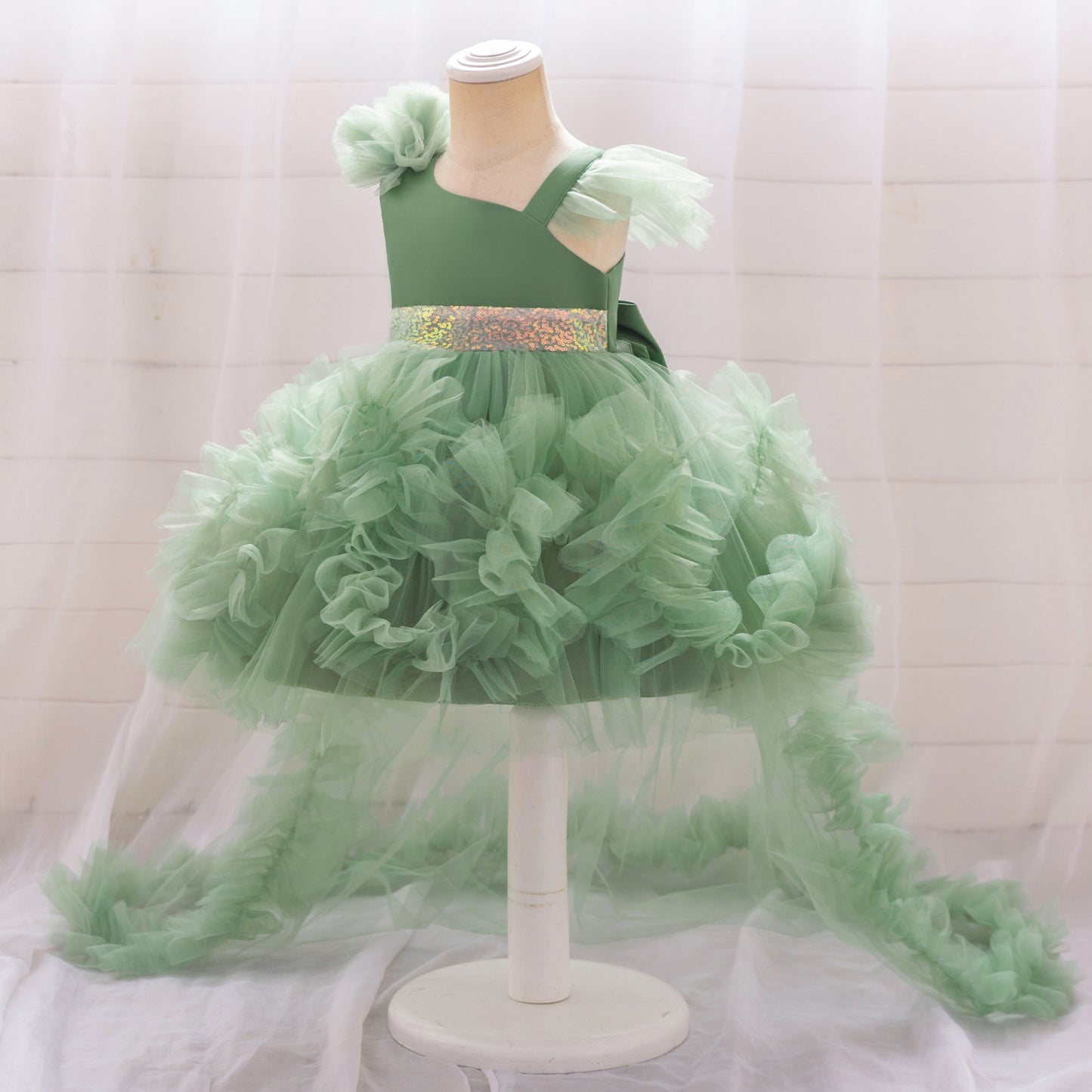 Puffy Tulle Princess Dress with Detachable Train for Girls | Sequin & Bowknot Gown