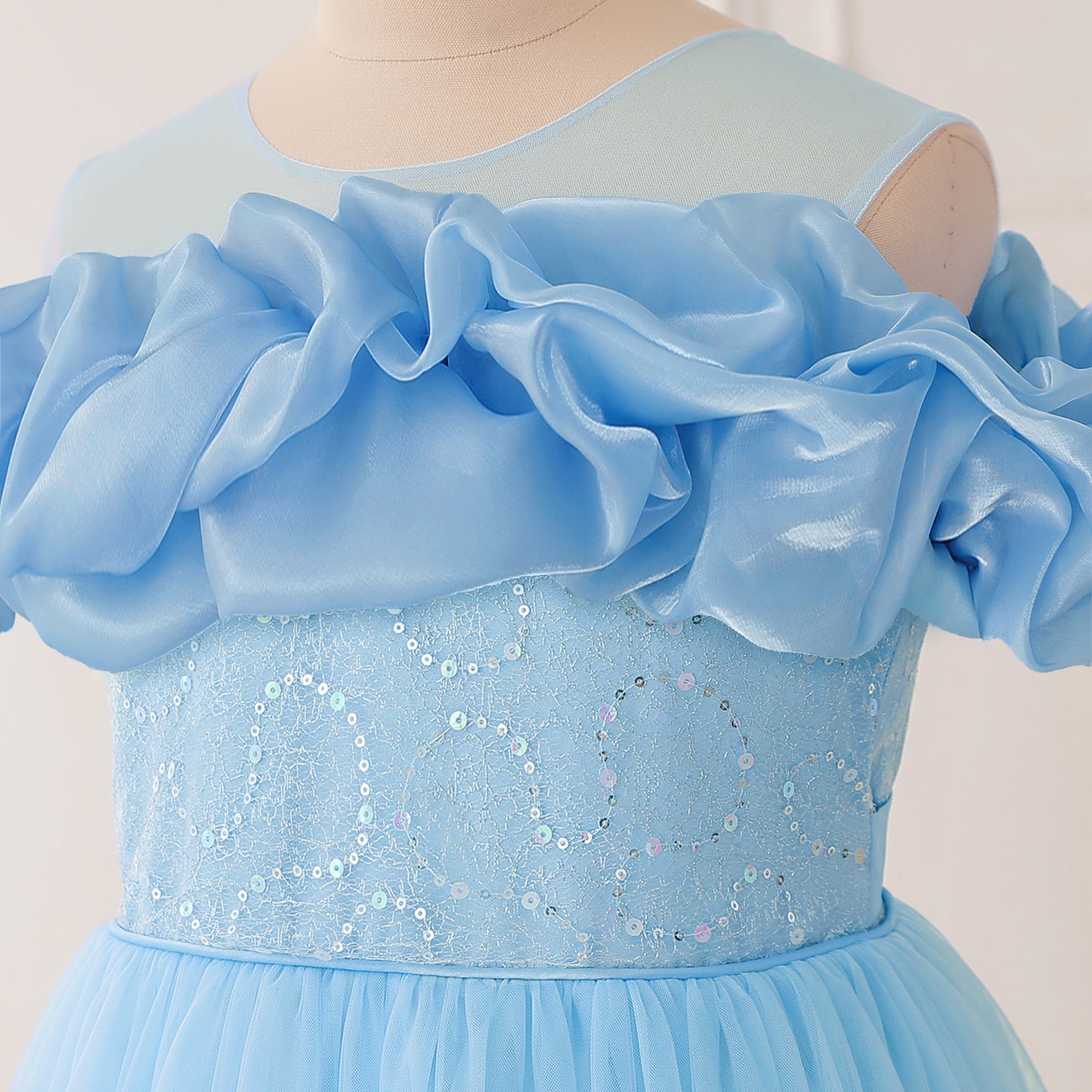 Sparkly Off-Shoulder Tulle Maxi Dress for Girls | Sequined Formal Party Gown
