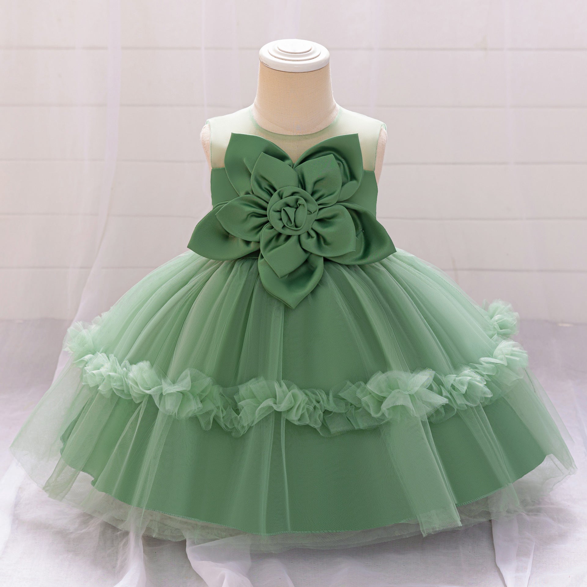 Avocado Green Off-Shoulder Puffy Ball Gown Dress for Girls | Tea-Length Tulle Party Outfit
