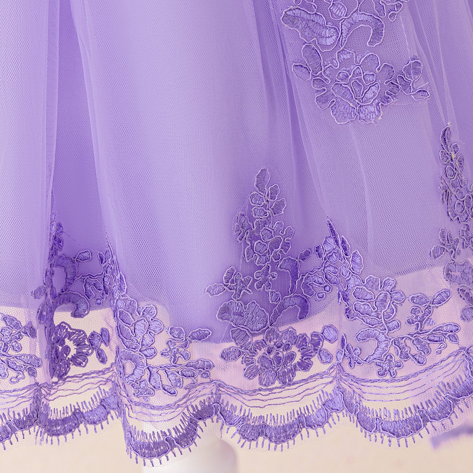 Puffy High-Low Tulle Princess Dress for Girls with Lace and Bow – Party, Wedding & Formal