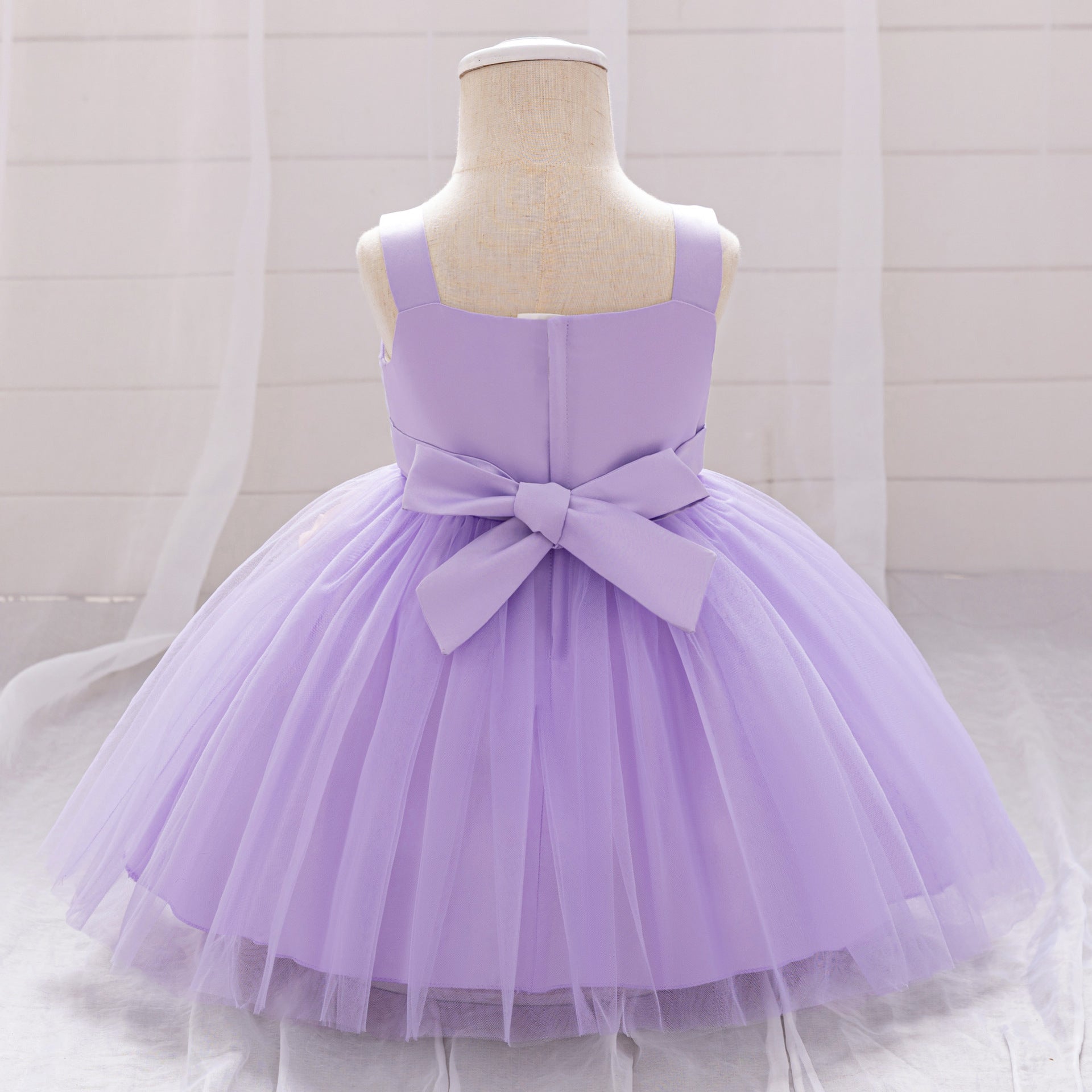 Puffy Mesh Off Shoulder Flower Girl Dress – Cute Applique Tea Length Gown for Toddlers