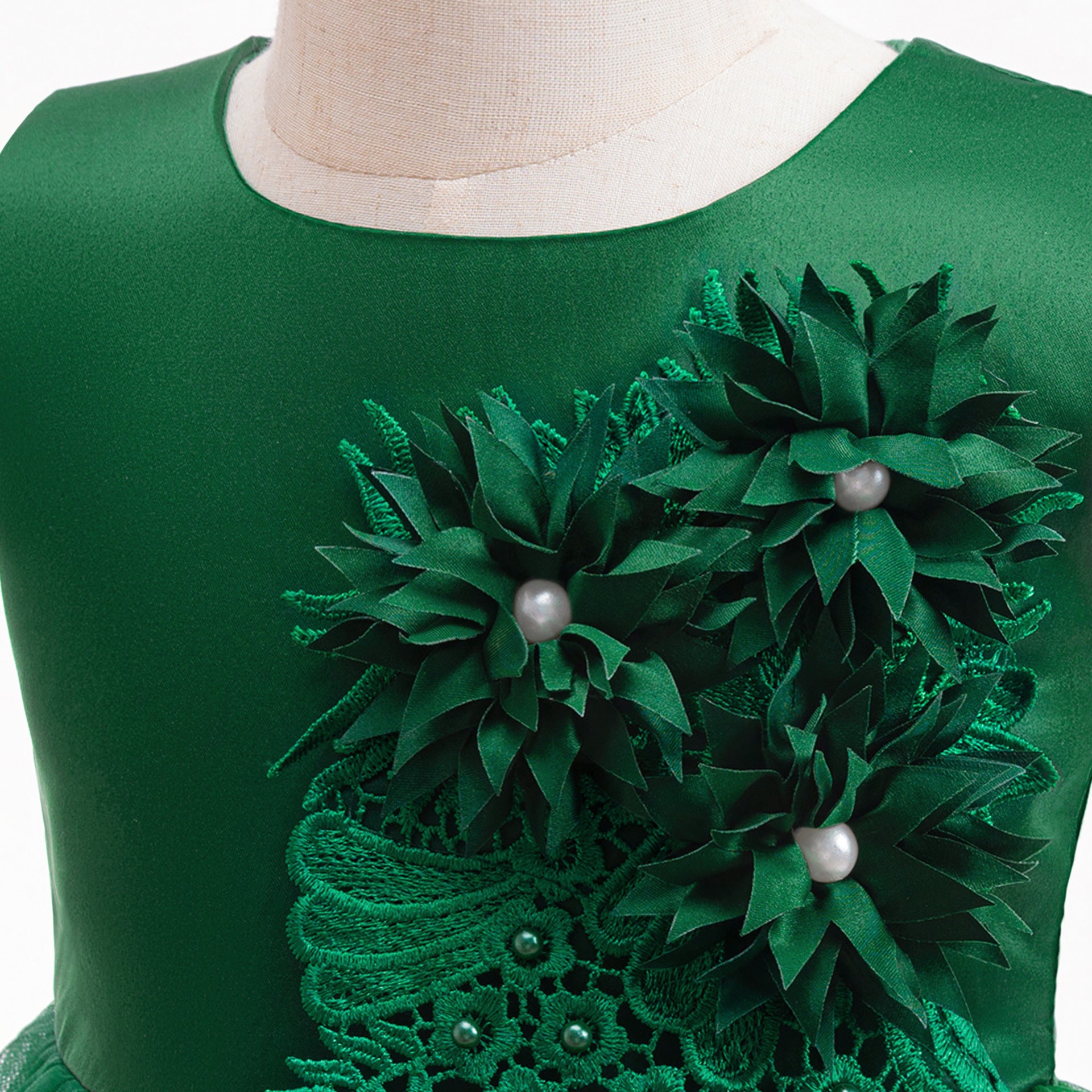 Puffy Tulle Flower Girl Dress with Lace Applique – Cute Ball Gown for Parties & Weddings