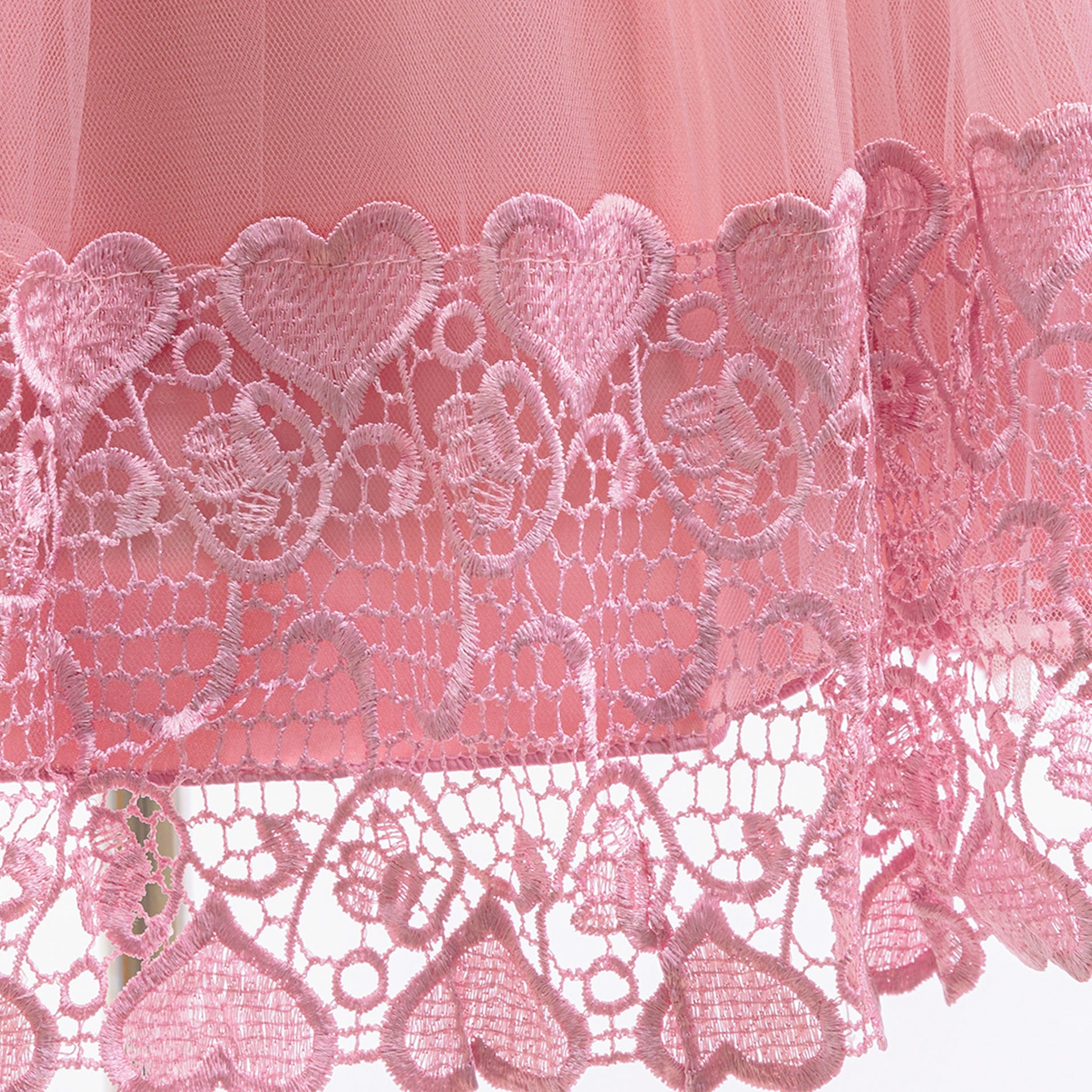 Puffy Tulle Flower Girl Dress with Lace Applique – Cute Ball Gown for Parties & Weddings