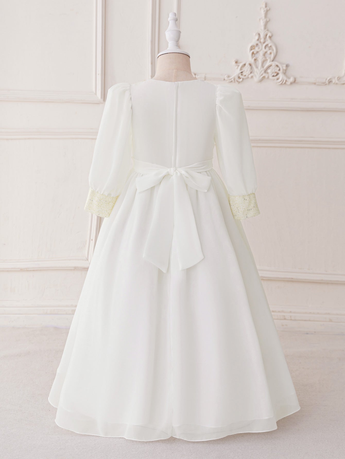 White Long Sleeve Chiffon Princess Dress for Girls with Sequins & Beads – A-line Formal Gown Ages 3-8