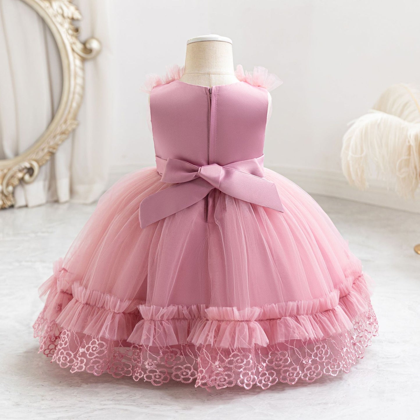 Cute Mesh Ball Gown Kids Dress with Lace & Bow for Parties & Celebrations