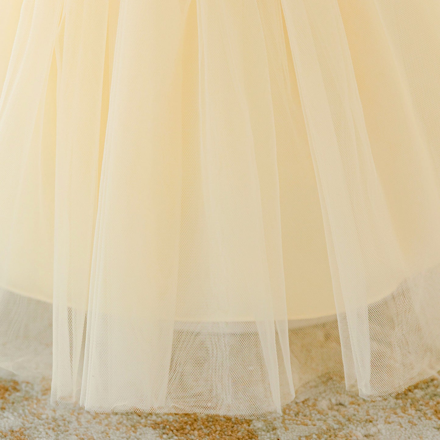 Cute Off-Shoulder Puffy Tulle Flower Girl Dress for Parties & Weddings (9M-4Y)