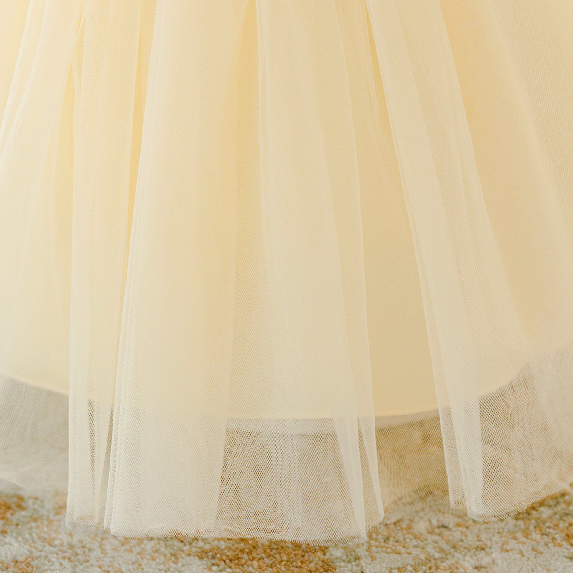 Cute Off-Shoulder Puffy Tulle Flower Girl Dress for Parties & Weddings (9M-4Y)
