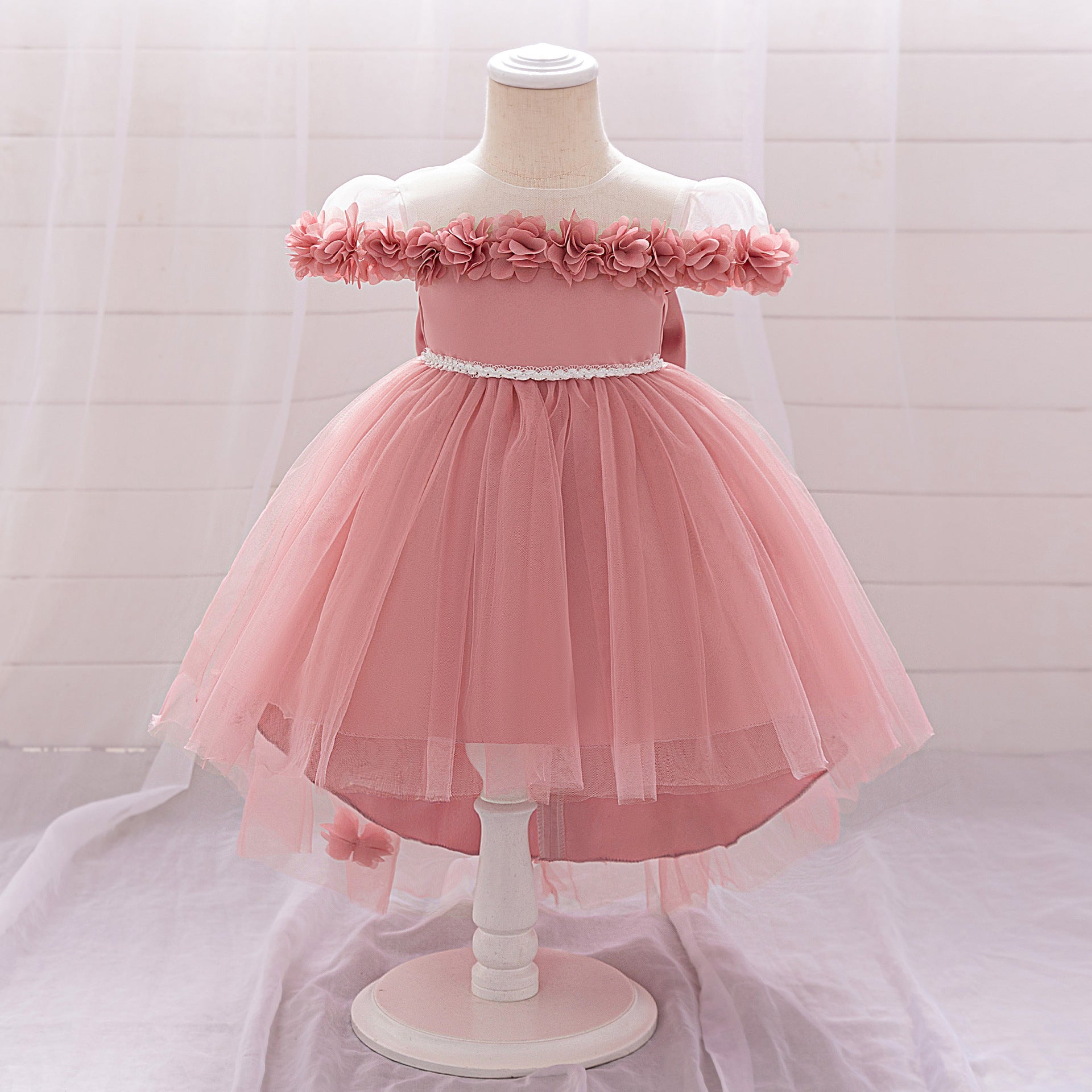Puffy Off-Shoulder Princess Dress for Girls | High-Low Mesh Flower Girl Gown
