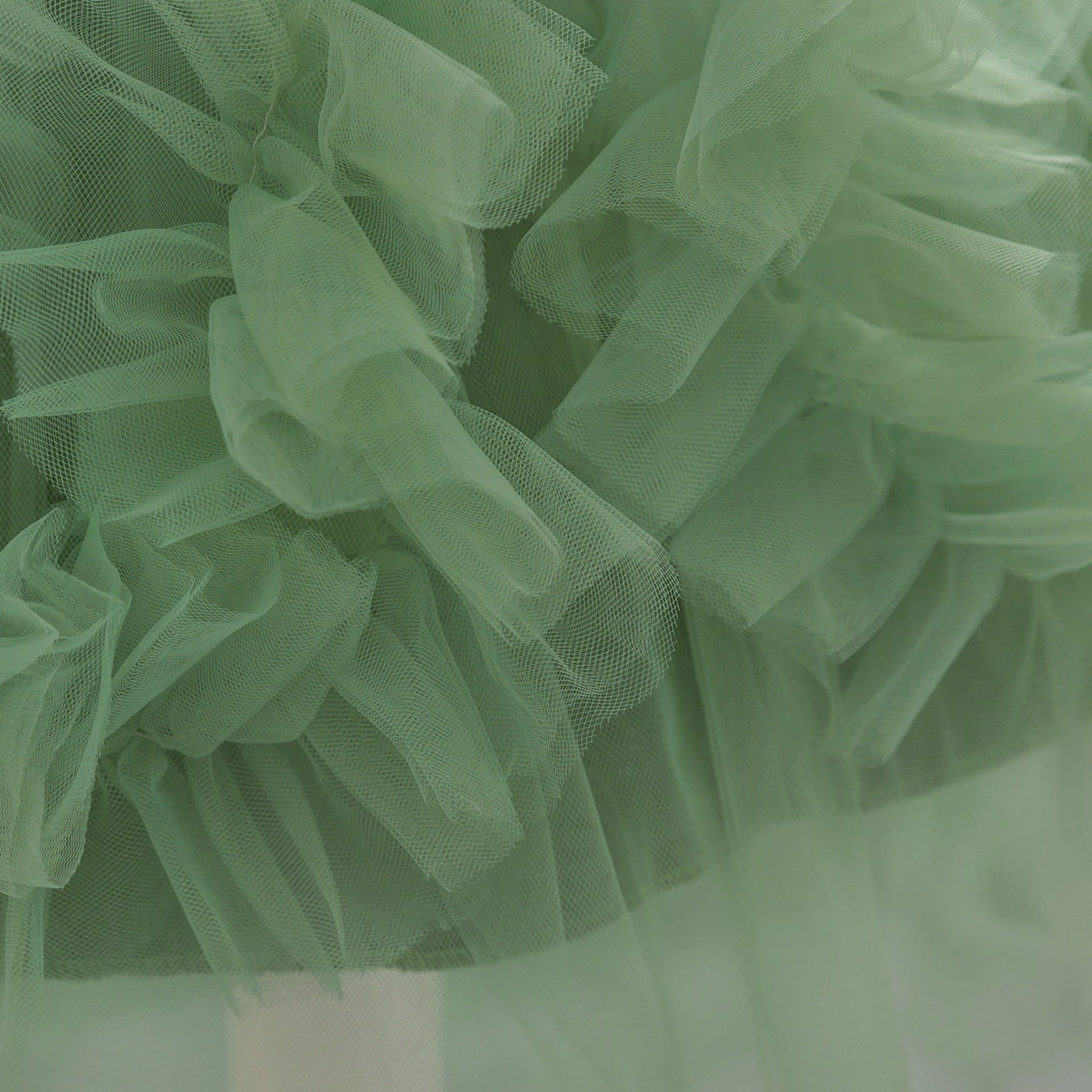 Puffy Tulle Princess Dress with Detachable Train for Girls | Sequin & Bowknot Gown