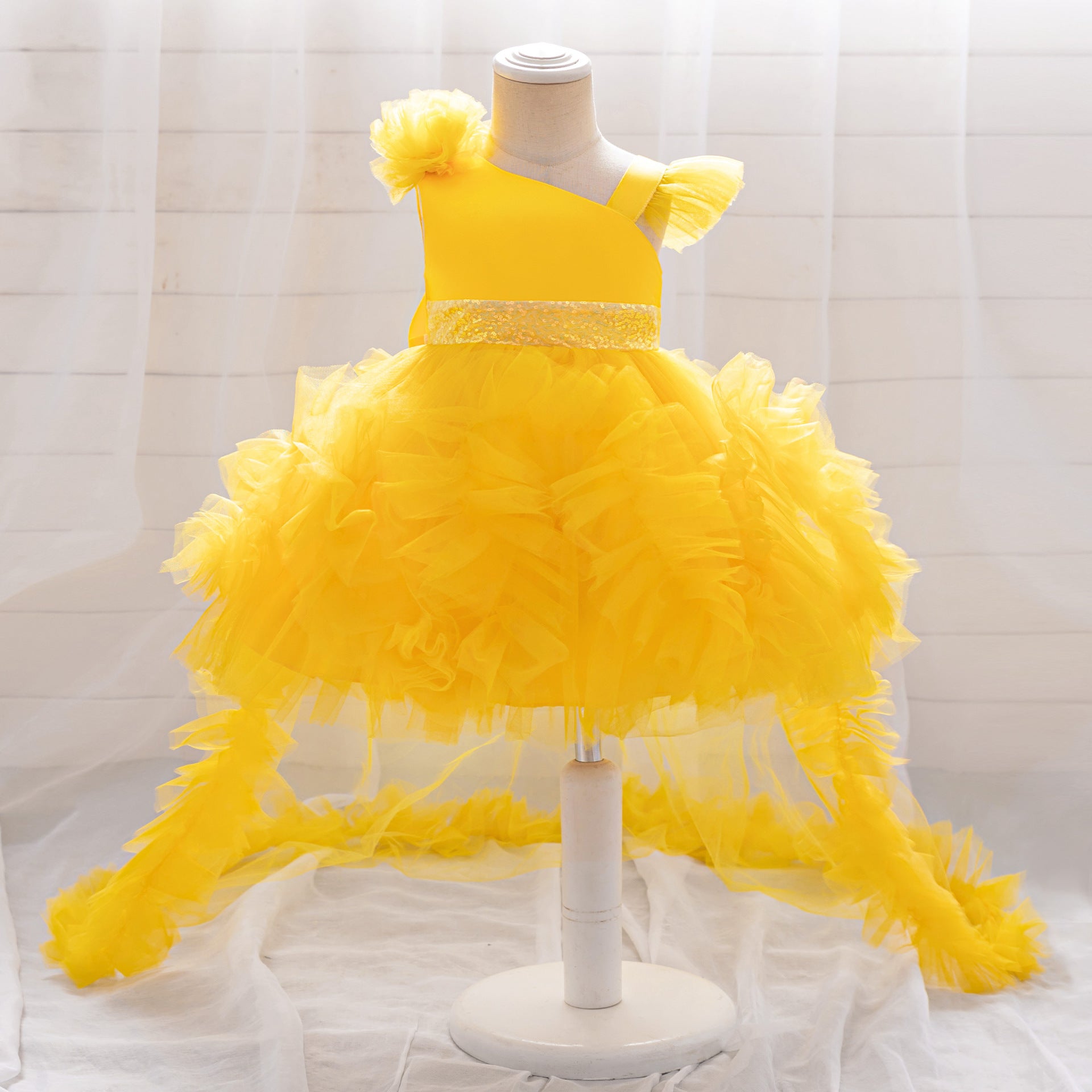 Puffy Tulle Princess Dress with Detachable Train for Girls | Sequin & Bowknot Gown